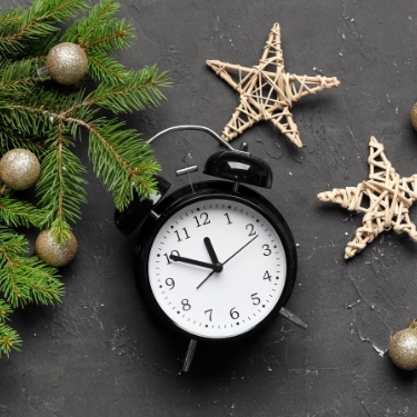 Clock and tree decoration