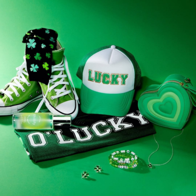 Claire’s Claire's St. Paddy's day gear